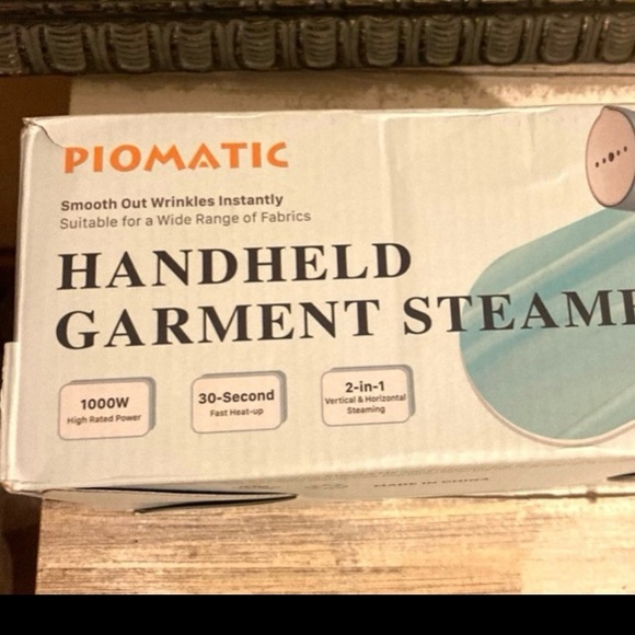 piomatic Other - GIFTED. Hand Held Garment Steamer